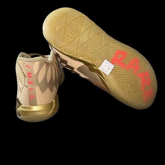 PUMA MB.01 X LAMELO BALL GOLDEN CHILD GOLD MENS SIZE 11  New Without Box - Picture 4 of 5